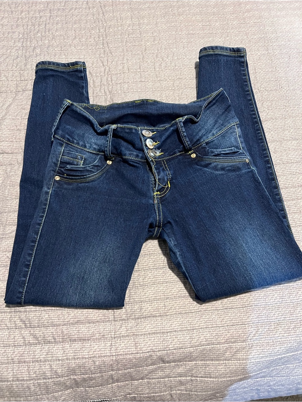 High-Rise Dark Blue Skinny Jeans with Triple-Button Front